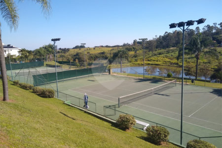 Casa à venda ou para alugar com 3 suítes no condomínio Jardim Vila Paradiso, Indaiatuba - SP