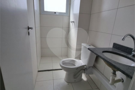 Apartamento à venda com 2 quartos, sendo 1 suíte, em Jardim Santo Antônio, Valinhos, SP