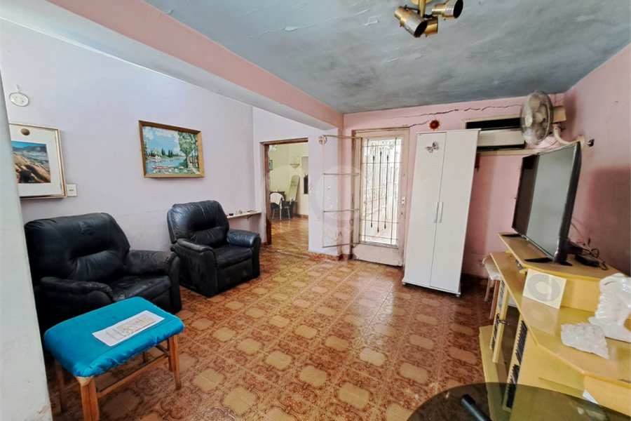 Casa à venda com 3 quartos, sendo 1 suíte,  em Vila Constança, São Paulo, SP