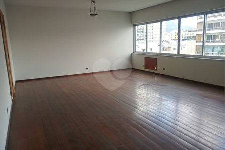 Apartamento à venda com 4 quartos, sendo 1 suíte, em Tijuca, Rio de Janeiro, RJ