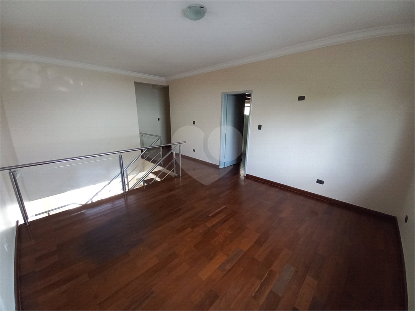 Sobrado à venda com 3 quartos, sendo 1 suíte, em Lar São Paulo, São Paulo, SP
