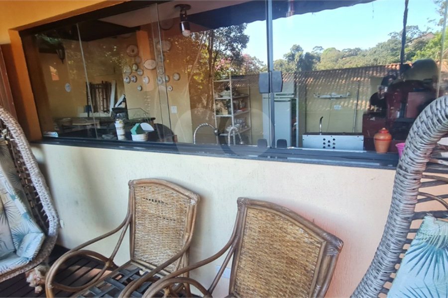 Casa à venda com 3 suítes no condomínio Parque Imperial da Cantareira, Mairiporã - SP