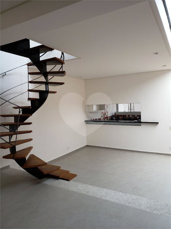 Casa à venda com 3 suítes em Santana, São Paulo, SP
