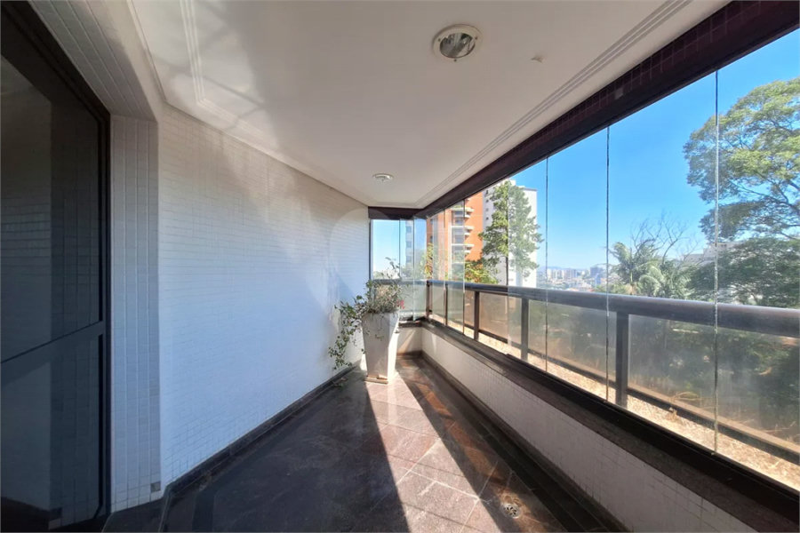 Apartamento à venda com 3 suítes em Santana, São Paulo, SP