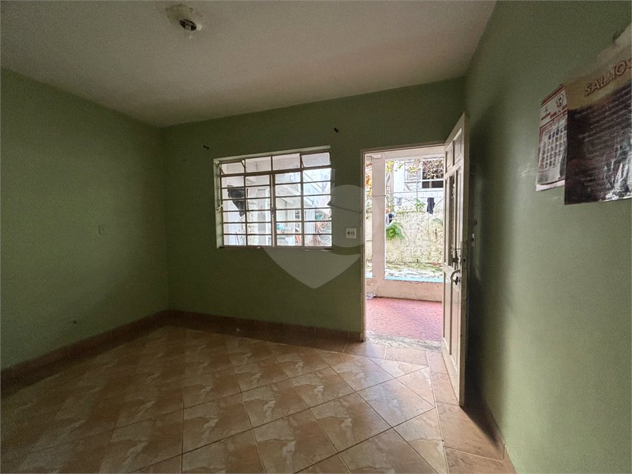 Sobrado à venda com 4 quartos em Vila Paulicéia, São Paulo, SP