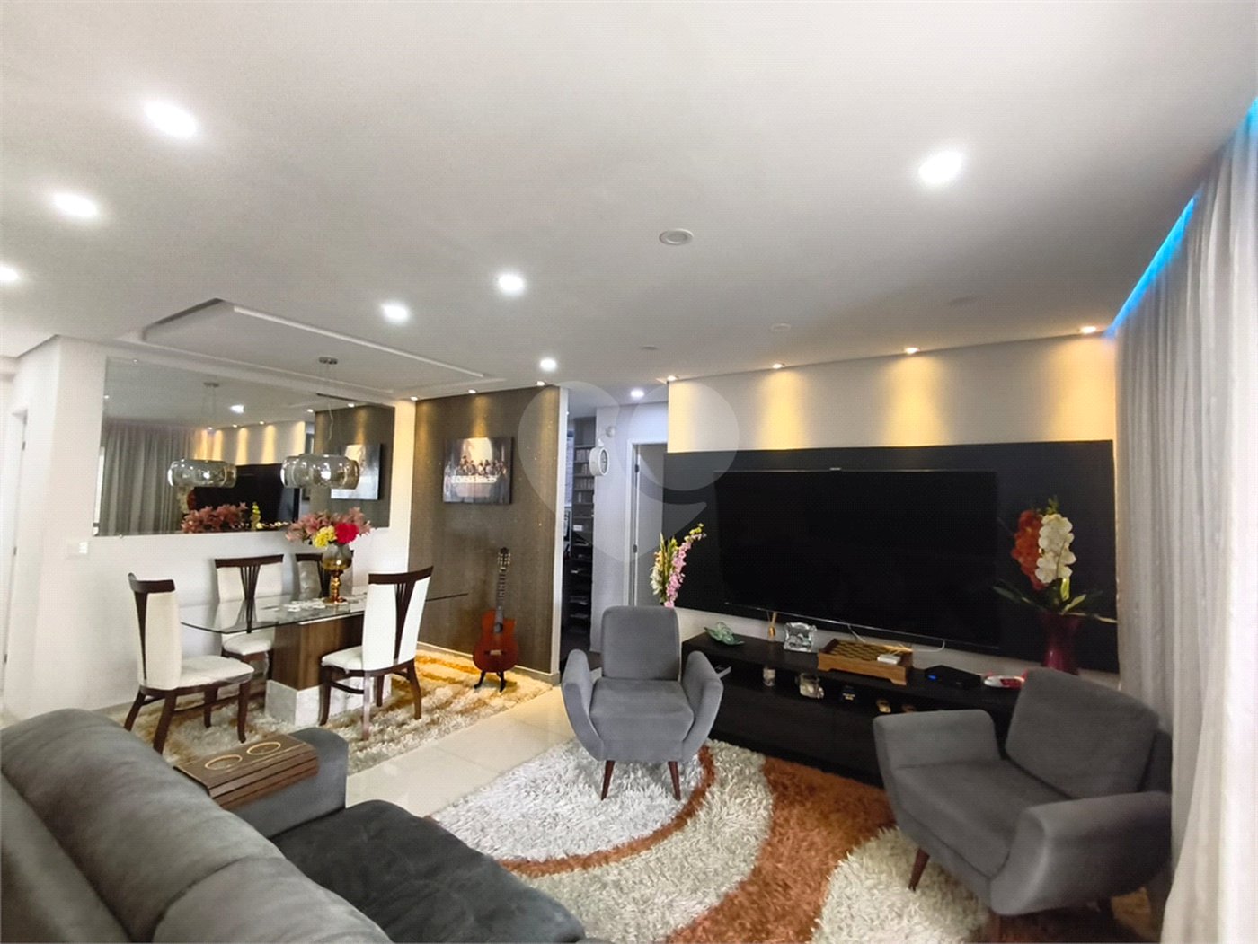 Apartamento à venda com 2 quartos, sendo 1 suíte,  em Jardim Consórcio, São Paulo, SP