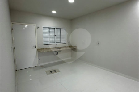 Casa à venda com 3 quartos, sendo 1 suíte,  em Flanboyant Residencial Park, Ponta Porã, MS