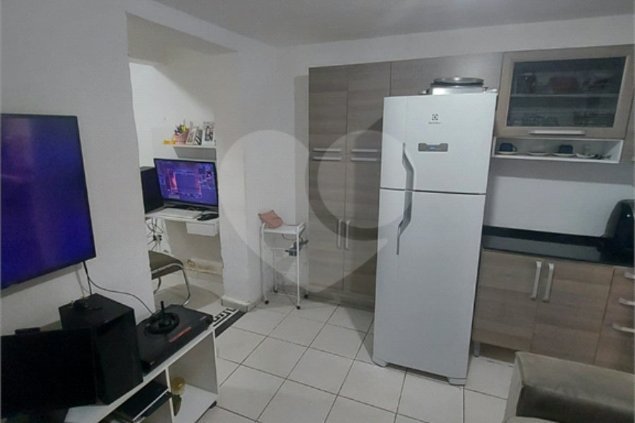 Sobrado à venda com 8 quartos no Brasilândia, São Paulo, SP