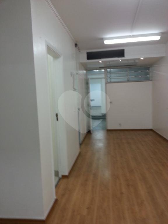 Casa à venda ou para alugar com 9 quartos em Vila Mariana, São Paulo, SP