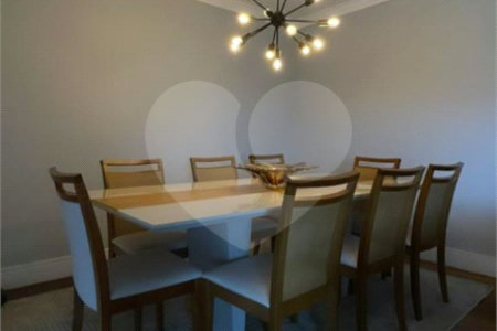 Apartamento à venda com 4 quartos, sendo 1 suíte, em Vila Monumento, São Paulo, SP