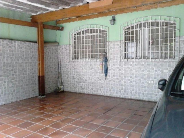 Sobrado à venda com 4 quartos, sendo 1 suíte,  em Tremembé, São Paulo, SP