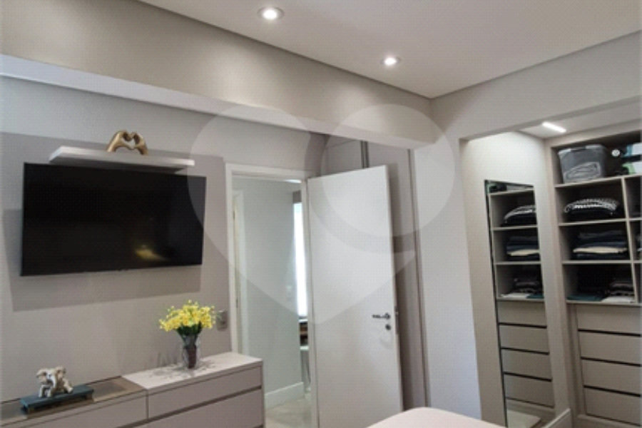 Apartamento à venda com 3 suítes em Santana, São Paulo, SP
