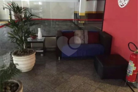Apartamento à venda com 1 quarto em Vila Suzana, São Paulo, SP