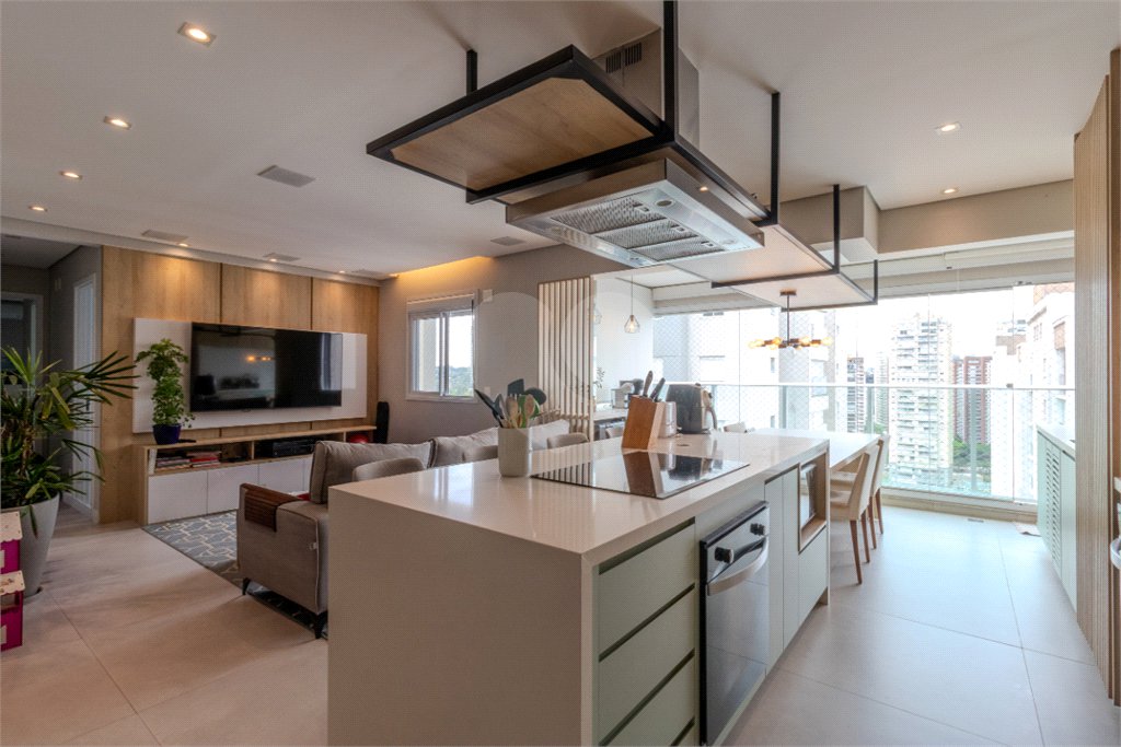 Apartamento à venda com 2 quartos, sendo 1 suíte, em Chácara Santo Antônio, São Paulo, SP