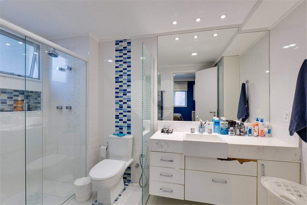 Apartamento à venda com 3 suítes em Granja Julieta, São Paulo, SP