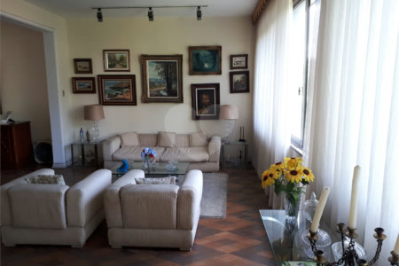 Casa à venda com 5 quartos, sendo 1 suíte, em Grajaú, Rio de Janeiro, RJ