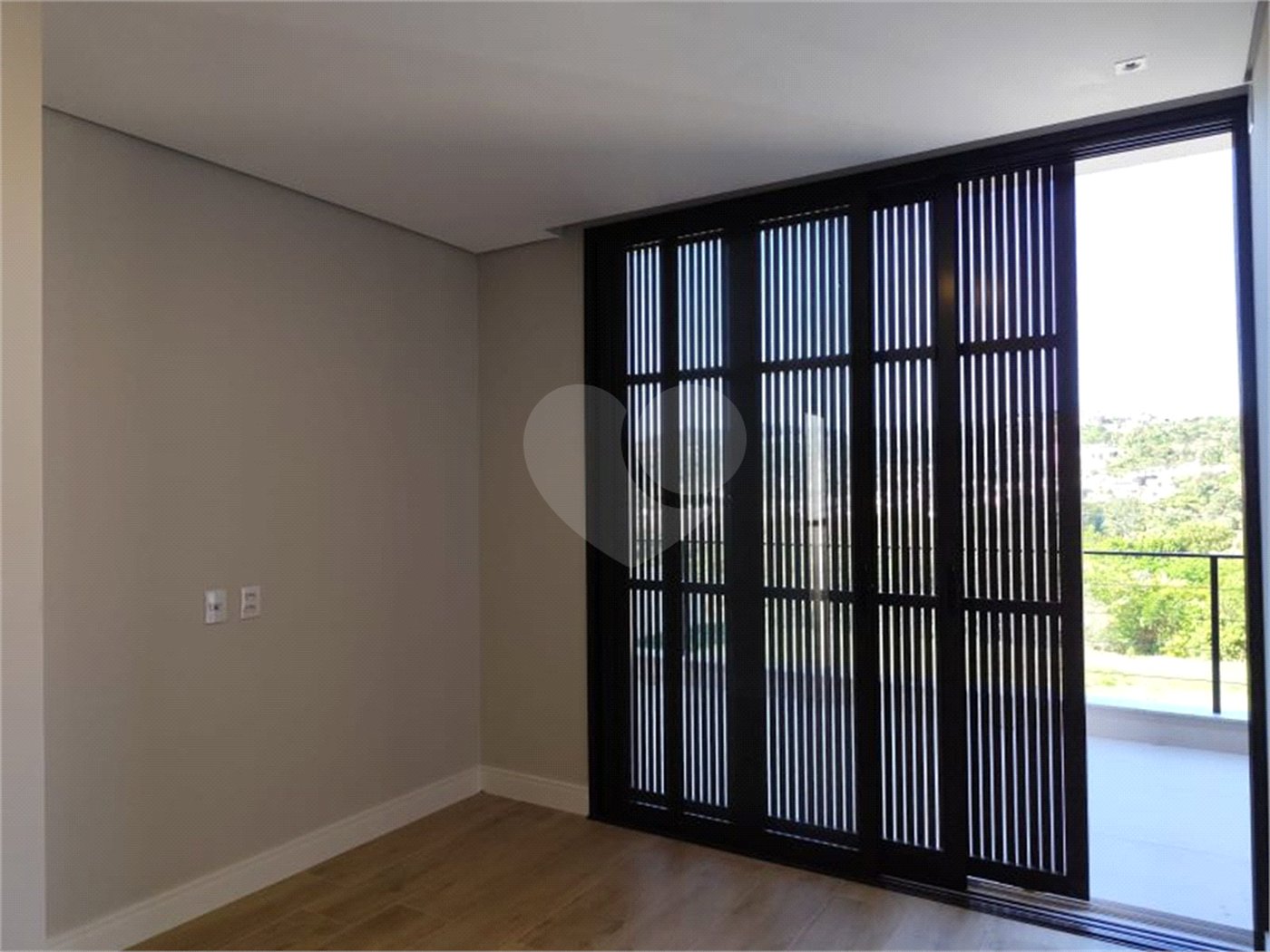 Casa à venda com 3 suítes no condomínio Recanto das Palmas, Vinhedo - SP
