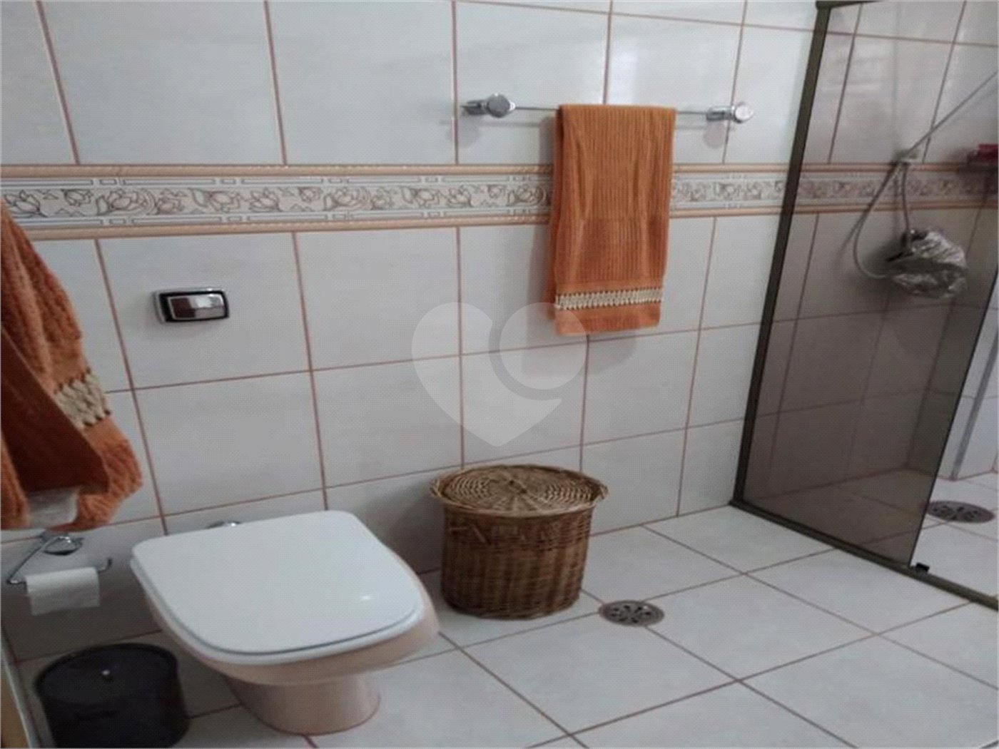 Sobrado à venda com 3 quartos, sendo 2 suítes, em Jardim Santa Emília, São Paulo, SP