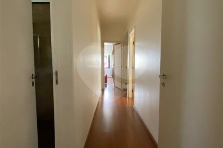 Apartamento à venda com 3 quartos, sendo 1 suíte, em Itaim Bibi, São Paulo, SP