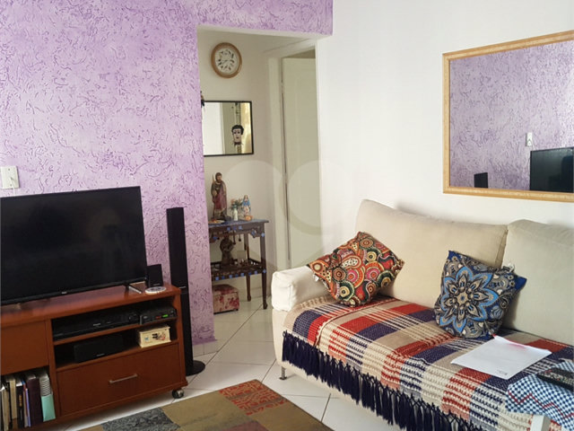 Casa de Vila à venda com 4 quartos, sendo 1 suíte,  em Santana, São Paulo, SP