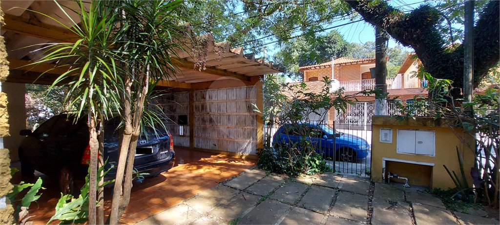 Casa Térrea à venda com 3 quartos em Campo Grande, São Paulo, SP