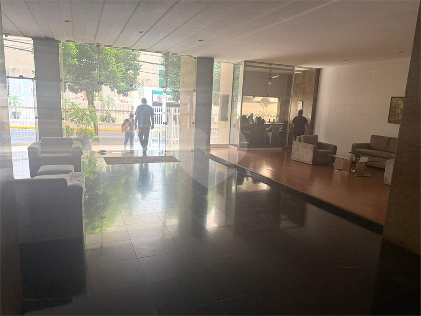 Apartamento à venda com 3 quartos, sendo 1 suíte, no Centro, Ribeirão Preto, SP