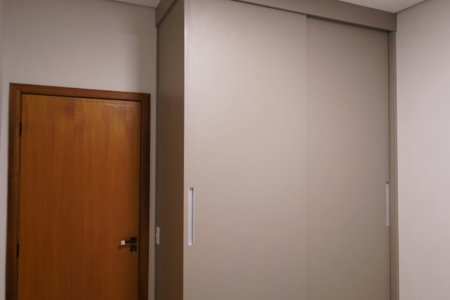 Casa à venda com 3 suítes no condomínio Portinari II, Álvares Machado - SP
