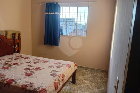 Sobrado 5 quartos.