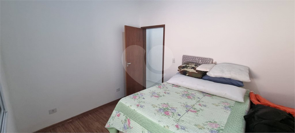 Casa à venda com 4 quartos, sendo 2 suítes,  no condomínio Sausalito, Mairiporã - SP