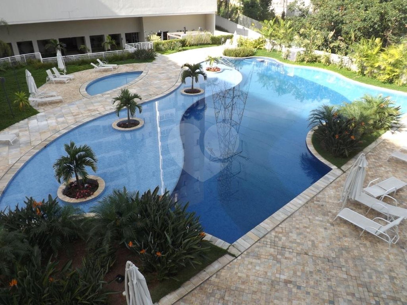 Apartamento à venda com 3 quartos, sendo 1 suíte, em Cidade São Francisco, São Paulo, SP