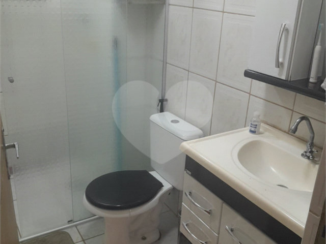 Apartamento à venda com 2 quartos em Cidade Tiradentes, São Paulo, SP