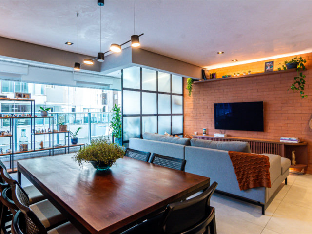 Apartamento à venda com 2 quartos, sendo 1 suíte,  em Chácara Santo Antônio (zona Sul), São Paulo, SP