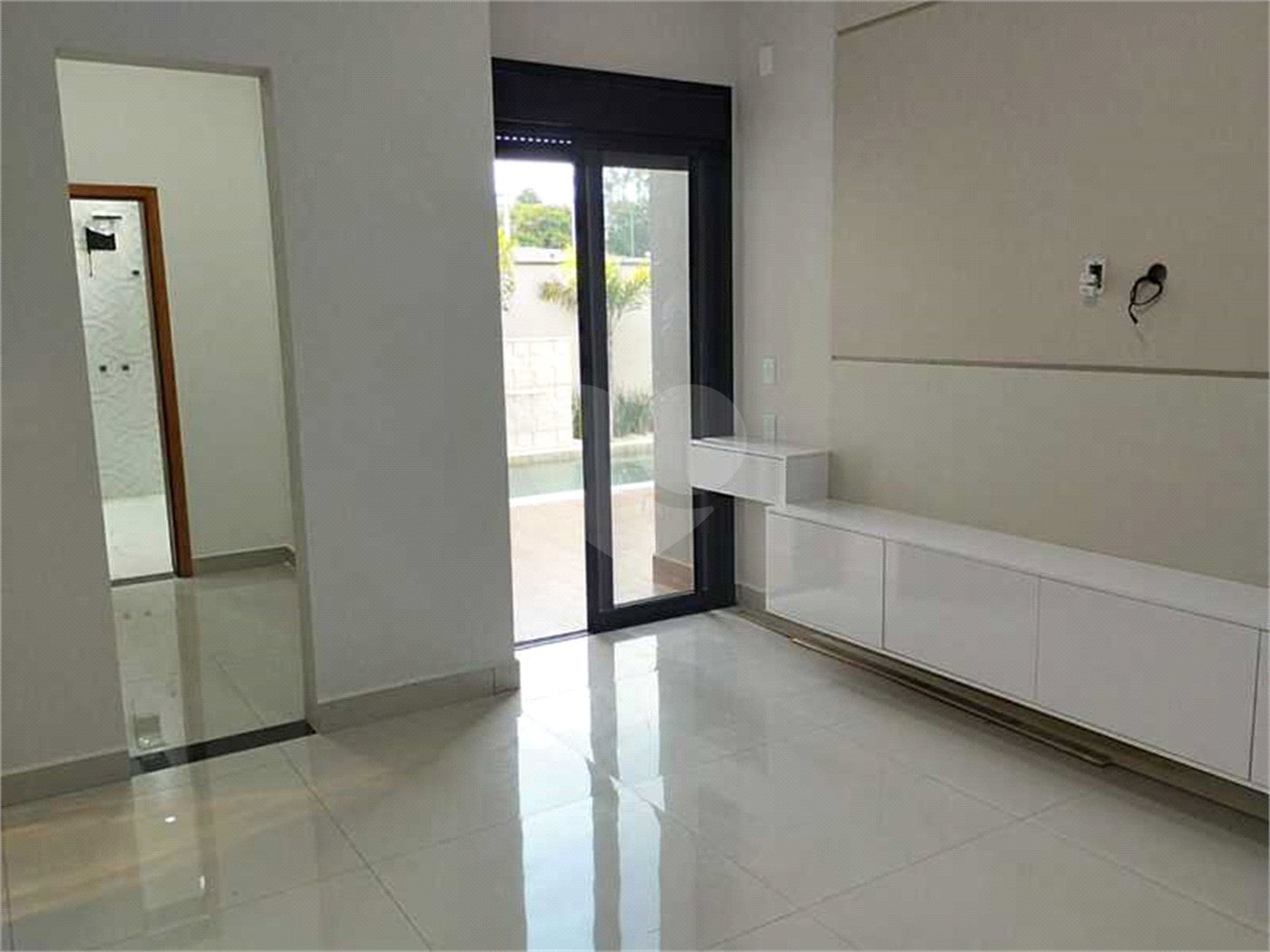 Casa à venda com 3 suítes no condomínio Jardim Residencial London Park, Indaiatuba - SP