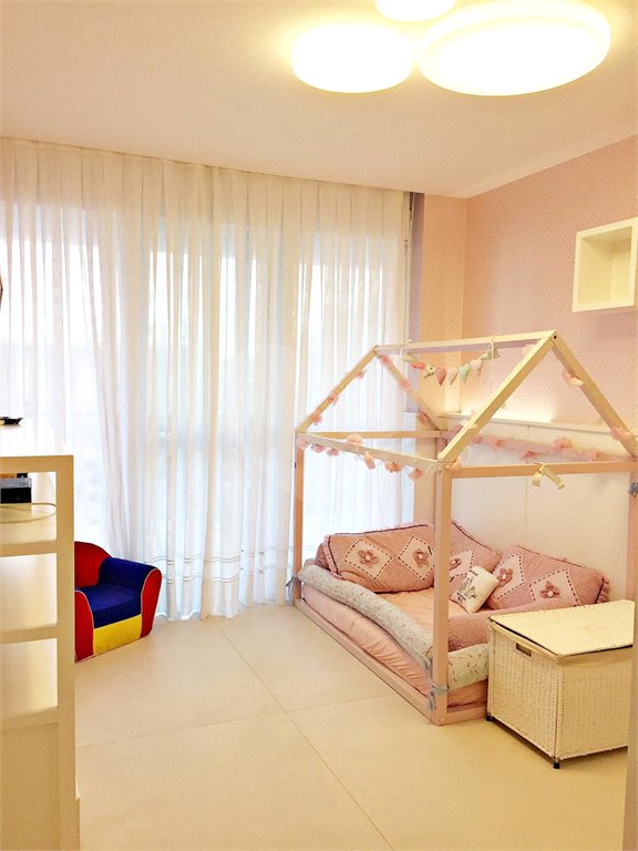 Apartamento à venda com 3 quartos, sendo 1 suíte, em Flamengo, Rio de Janeiro, RJ