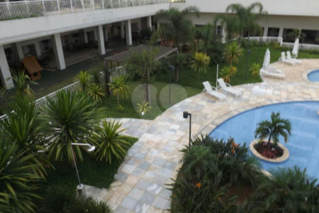 Apartamento à venda com 3 quartos, sendo 1 suíte, em Cidade São Francisco, São Paulo, SP
