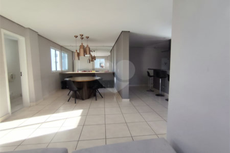 Apartamento à venda com 2 quartos, sendo 1 suíte,  em Parque Vitória, São Paulo, SP