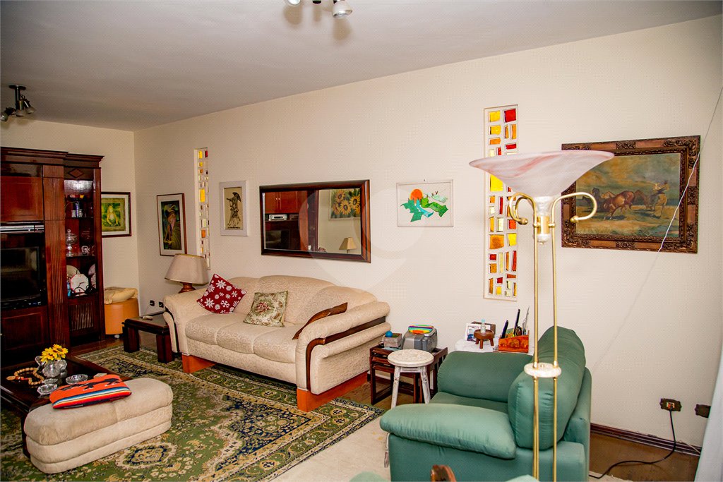 Casa à venda com 7 quartos, sendo 1 suíte, em Jardim Paulistano, São Paulo, SP
