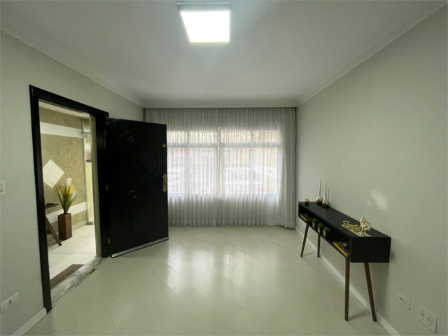 Sobrado à venda com 3 quartos, sendo 1 suíte,  em Tucuruvi, São Paulo, SP