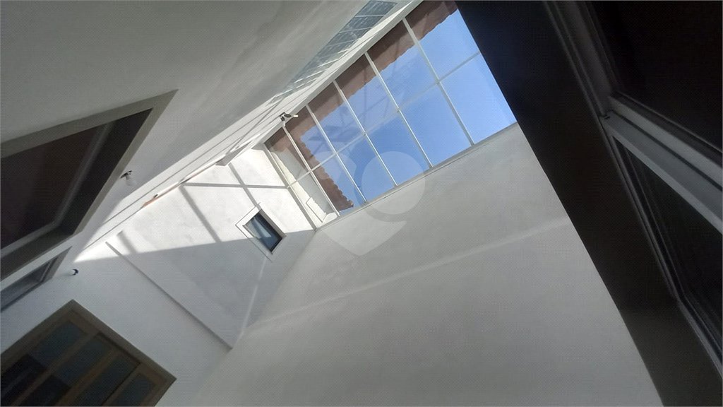 Sobrado à venda com 4 quartos, sendo 2 suítes, em Tremembé, São Paulo, SP