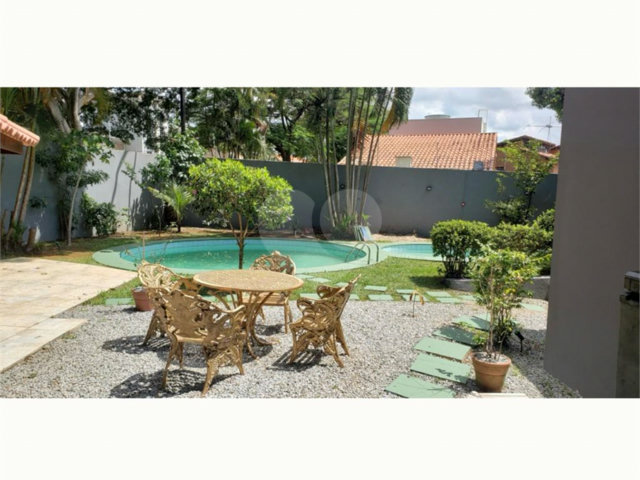 Casa à venda com 4 quartos, sendo 3 suítes,  em Interlagos, São Paulo, SP
