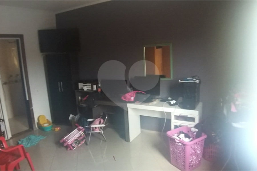 Sobrado à venda com 5 quartos, sendo 4 suítes, em Parada Inglesa, São Paulo, SP