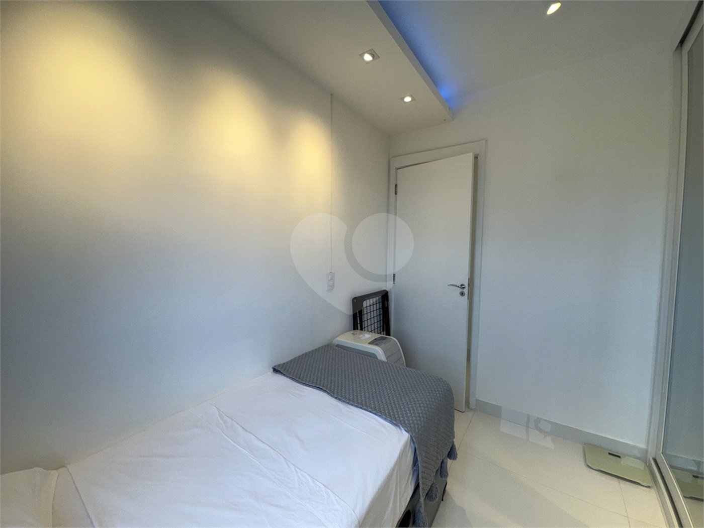 Apartamento à venda com 2 quartos, sendo 1 suíte, em Barra Funda, São Paulo, SP