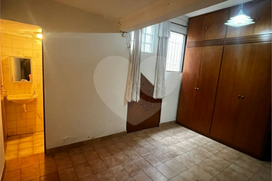 Sobrado à venda com 3 quartos em Tremembé, São Paulo, SP
