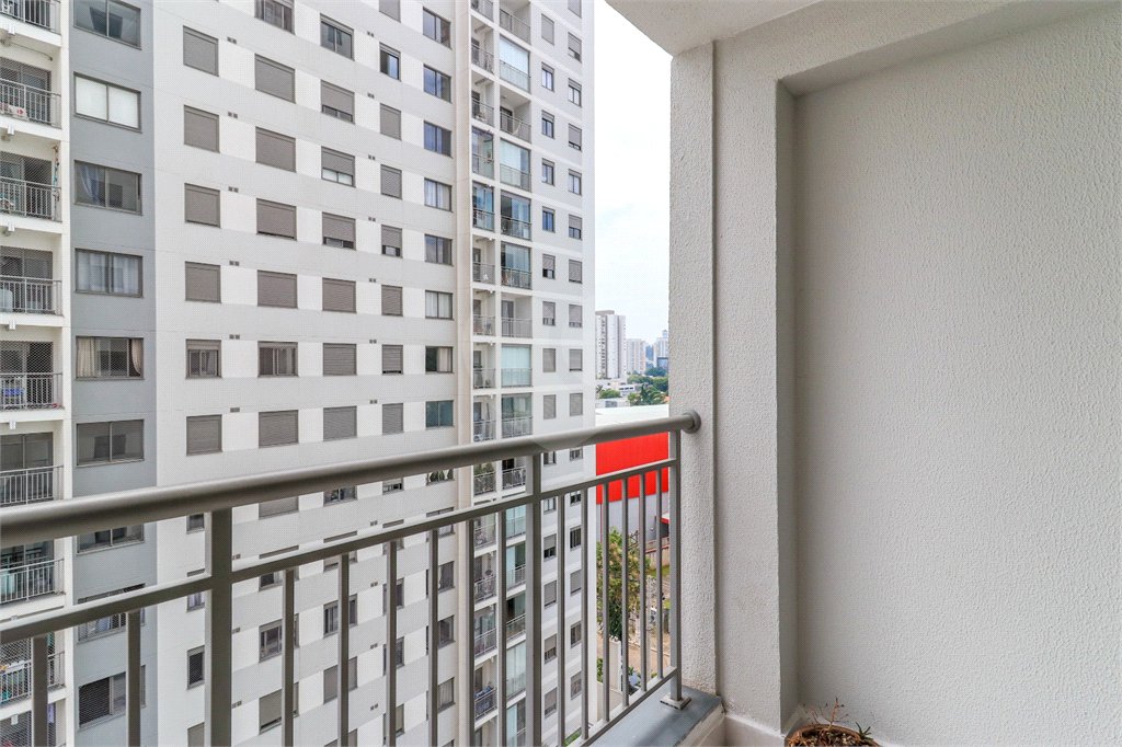 Apartamento à venda com 3 quartos, sendo 1 suíte, em Santo Amaro, São Paulo, SP