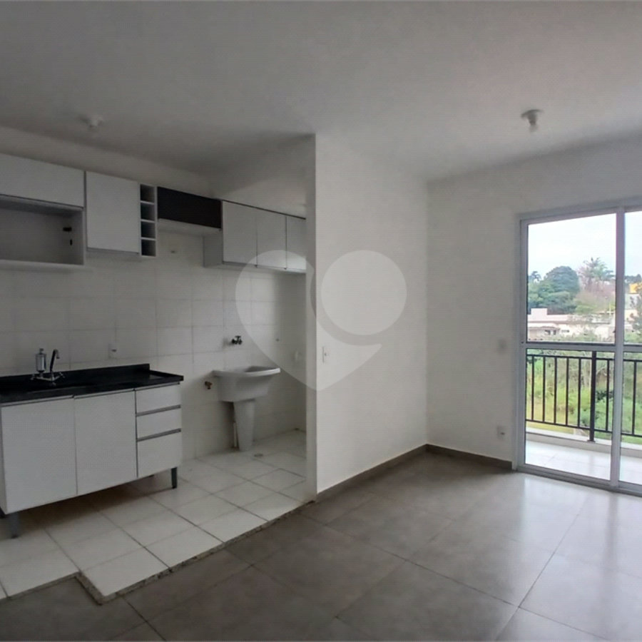 Apartamento à venda com 2 quartos, sendo 1 suíte, em Chácaras Manão, Mairinque, SP