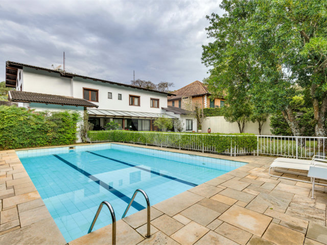 Casa à venda com 4 suítes em Alto da Boa Vista, São Paulo, SP