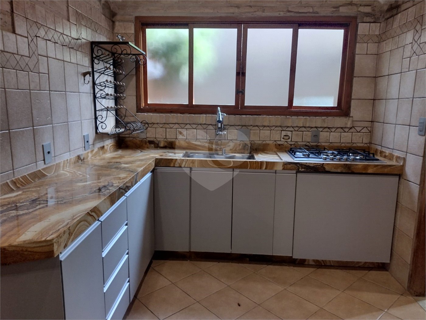 Sobrado à venda com 3 quartos, sendo 2 suítes, em Jardim Residencial Santa Mônica, Araraquara, SP