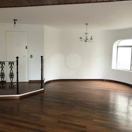 Apartamento à venda com 3 quartos, sendo 1 suíte, em Vila Andrade, São Paulo, SP