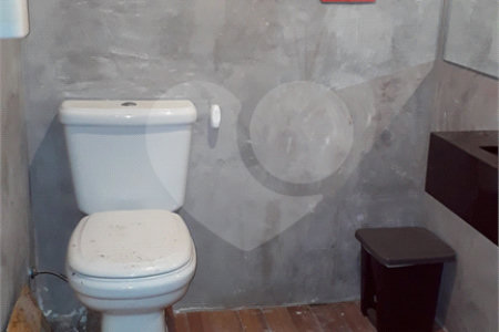Sobrado à venda ou para alugar com 1 quarto em Granja Julieta, São Paulo, SP