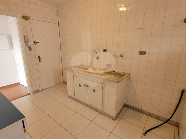 Apartamento à venda com 2 quartos em Santo Amaro, São Paulo, SP